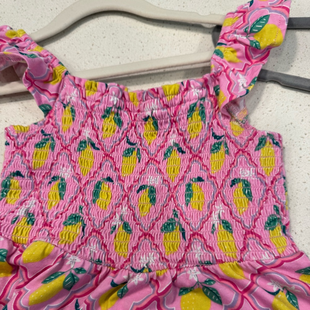 Mini boden super soft girls smocked dress with adorable lemon print - Picture 4 of 4